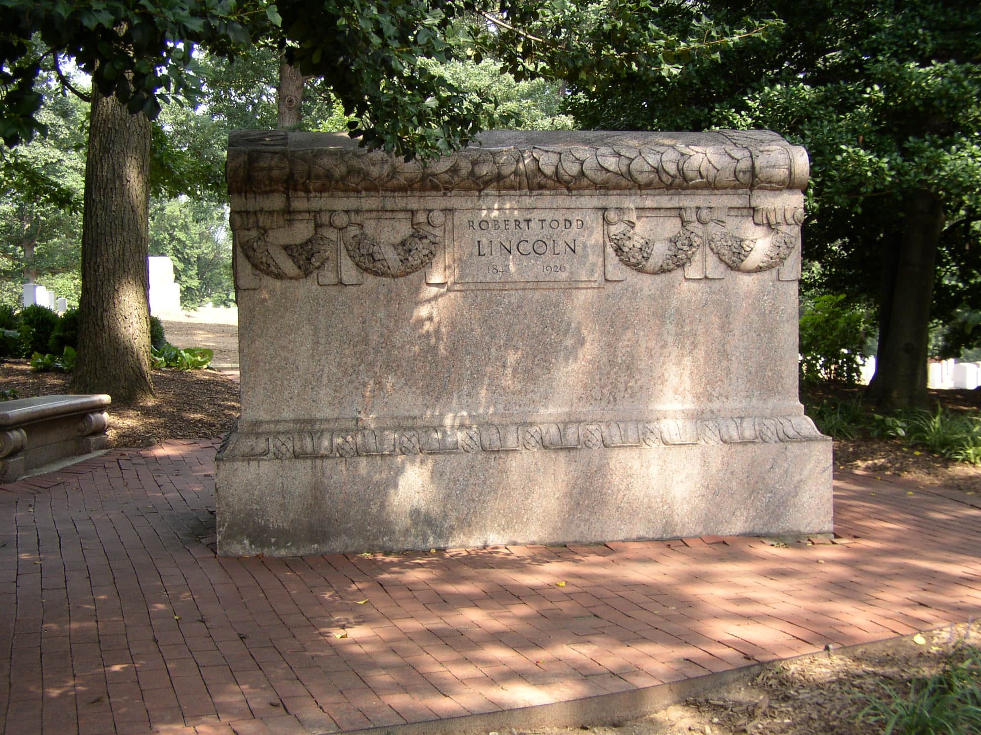 Robert Todd Lincoln's Grave - Arlington Cemetery, Arlington, Virginia