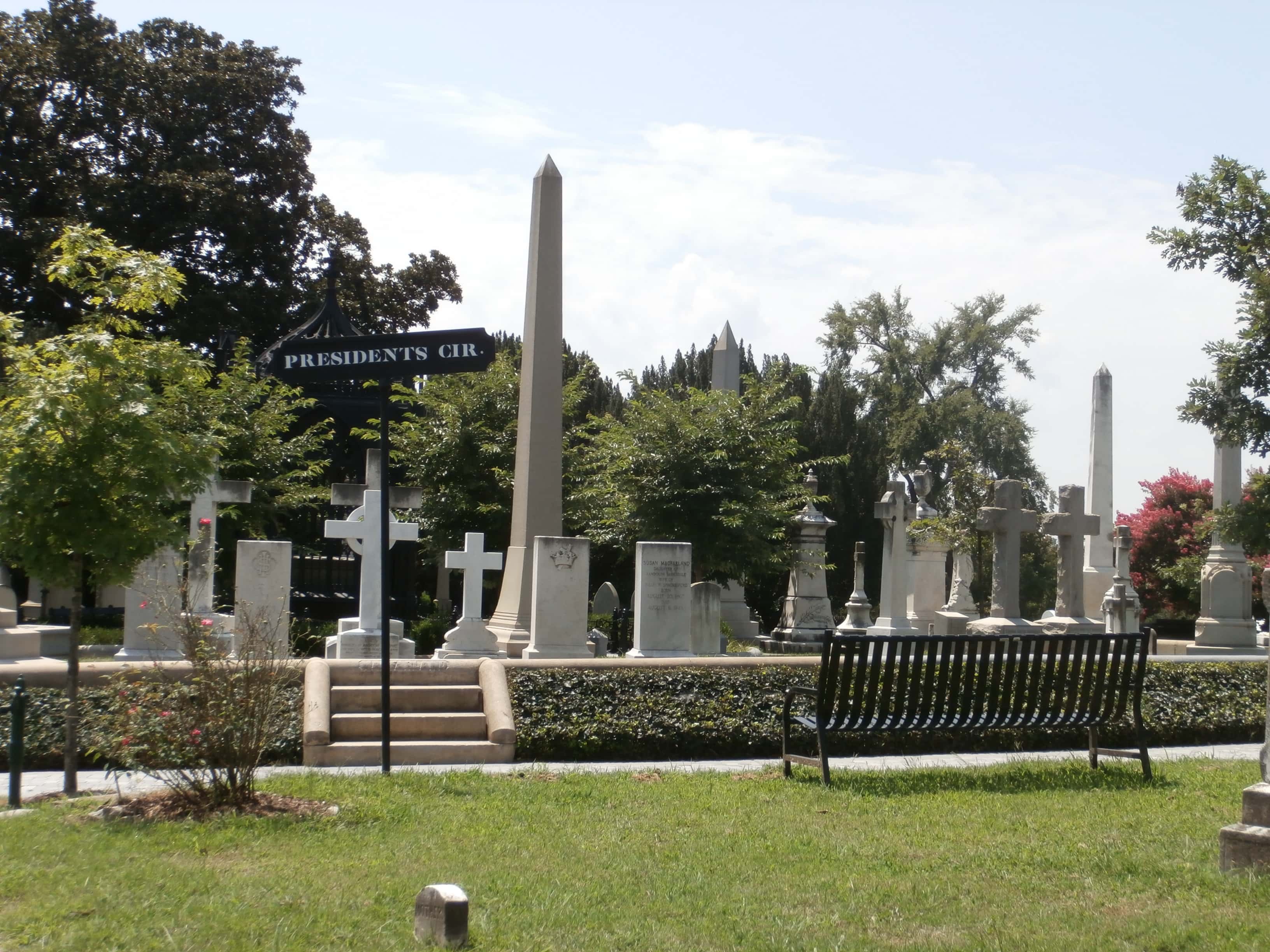 Presidents Circle at the Hollywood Cemetery in Richmond, Virginia. Graves of John Tyler and James Monroe.