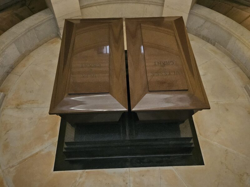 Ulysses and Julia Grant's sarcophaguses, Grant's Tomb, New York City, NY